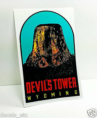 Devil's Tower Wyoming Vintage Style Decal / Vinyl  Sticker, Luggage Label