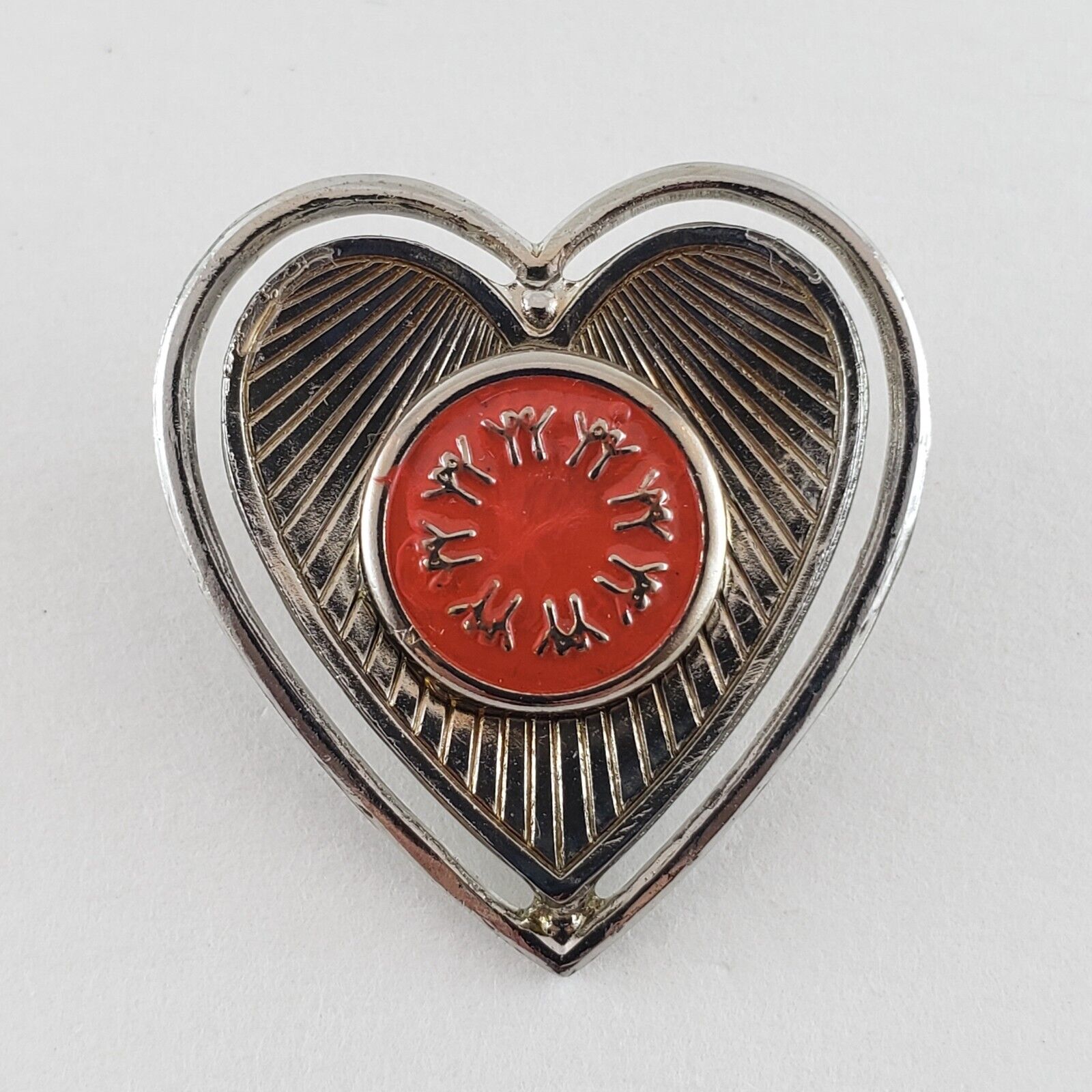 Vintage Montreal World Fair Expo 67 Logo In Heart Metal Lapel Pin 1967