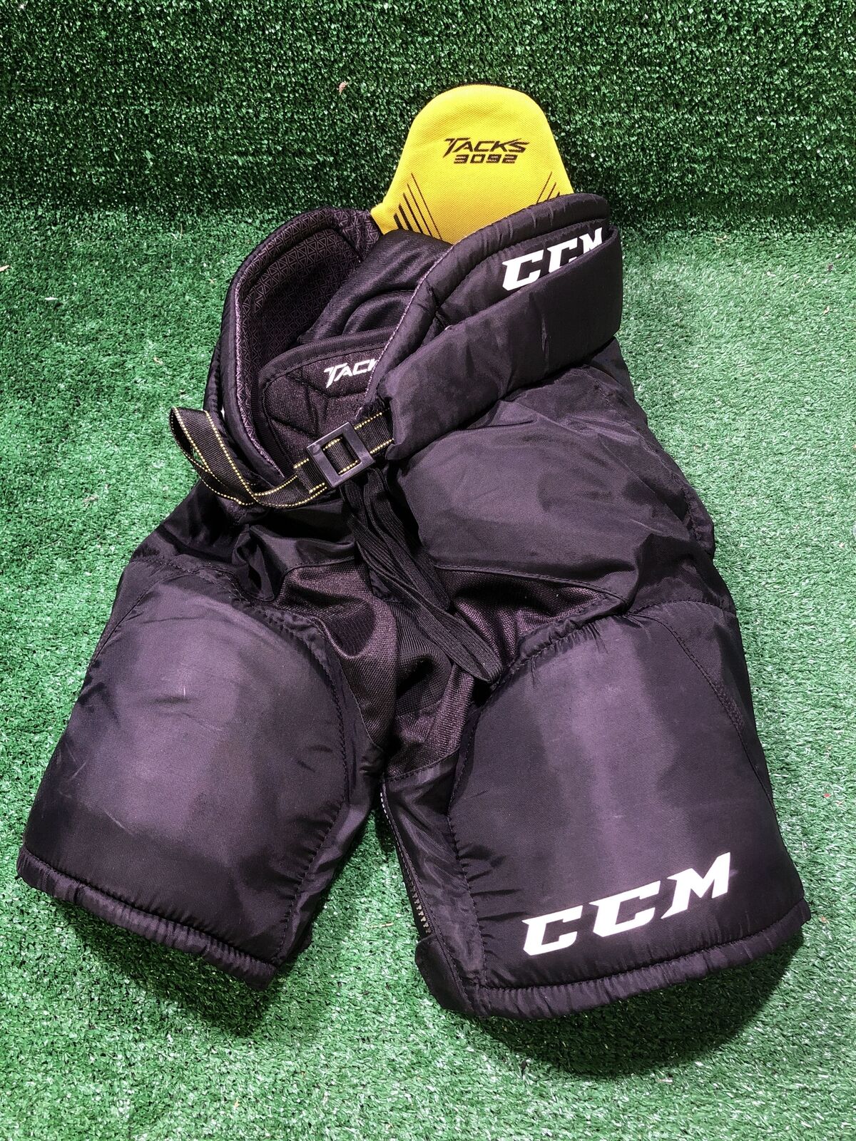 Ccm Tacks 3092 Hockey Pants Junior Small (s)